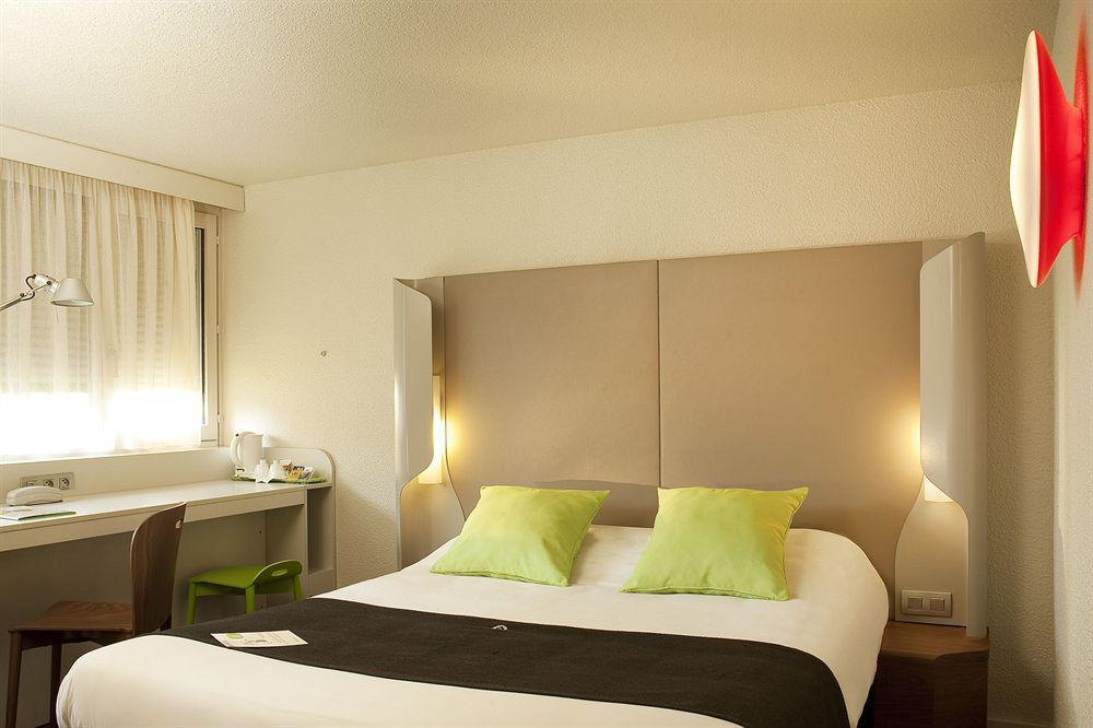 Campanile Biarritz Hotel Værelse billede